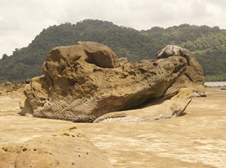 Batu Buaya, Santubong - Fiksyen Shasha