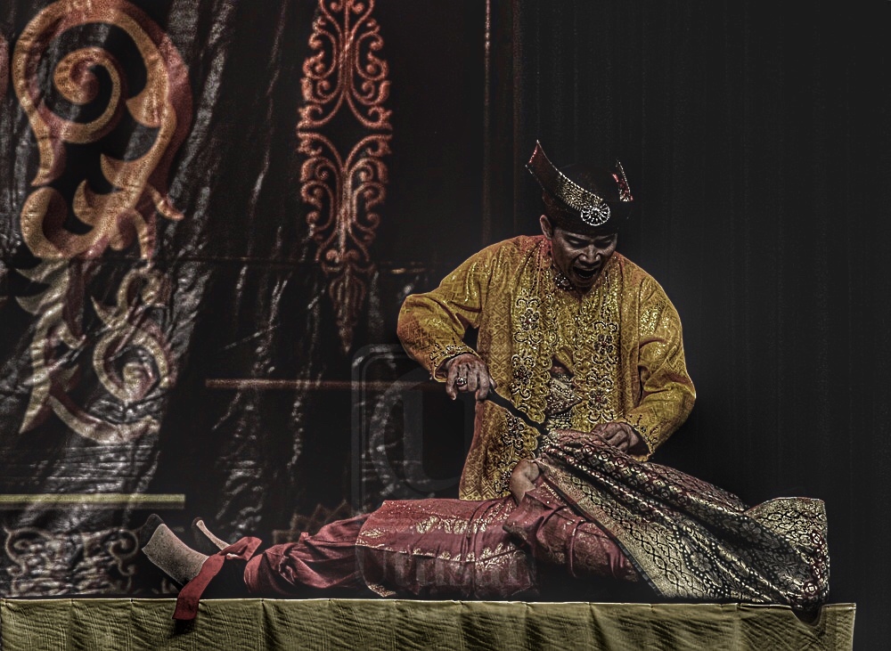 Sultan Mahmud Mangkat Dijulang - Fiksyen Shasha